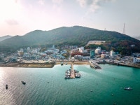 싱싱한 해산물과 푸근한 서산 사투리가 있는 서산의 ‘삼길포’