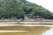 경남 합천의 물레질하며 부르는 누에타령