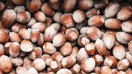 Healthy Food Nuts :: Behance Healthy Food Nuts - Maria Alice Queiroz