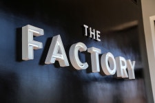 Behance에서의 The Factory The Factory