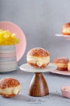 Donut Dessert 이미지 :: 사진, 비디오, 로고, 일러스트레이션 및 브랜딩 :: Behance
