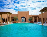 Bab Al Nojoum - LIWA :: Behance Bab Al Nojoum - LIWA