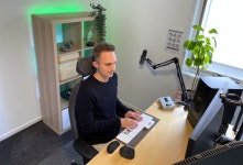 Money-Making Principles I Know at 36 That I Wish I Knew at 21 | by Tim Denning | The Startup | Feb, 2023 | Medium Money-Making... 