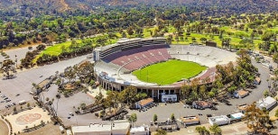 College Bowl Games Follow Tradition — and the Money | by Barry Silverstein | Lessons from History | Dec, 2023 | Medium College... 