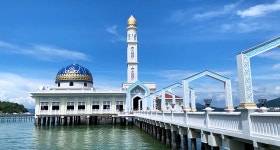 Exploring Pangkor Island’s Iconic Floating Mosque | by Elvie Lins | Digital Global Traveler | Medium Exploring Pangkor... 