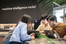 [Culture] 5년차 테크 리크루터가 말하는 ‘마키나락스 채용... | Medium [Culture] 5년차 테크 리크루터가 말하는 ‘마키나락스... 