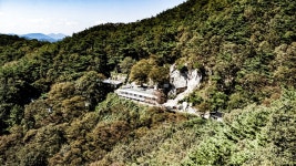 김해 신어산 공룡능선 (314차). 2018.10.11 나홀로 | by 하원 | mountain hiking | Medium 김해 신어산 공룡능선 (314차)