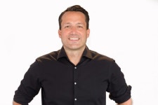 Matthew E Nelson Of Southtown Dental Care: 5 Things You Need To Create A Successful Career As A Dentist | by Authority Magazine... 