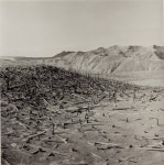  Arts & Photography Photography & Video Photo Essays Emmet Gowin Changing the Earth kopa.or.kr