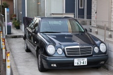 ・グレード ベンツ Mercedes-Benz メルセデス・ベンツ en&co.PartsShop - 通販 - PayPayモール Eクラス(W210) 210065用 リア 右側... 