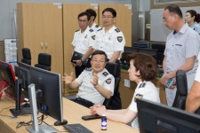 대전 경찰청, ‛교통 정보 센터‚ 유성 U-City 도시 통합 운영 센터로 이전:내외신문 ≪내외신문≫ 대전 경찰청, ‛교통 정보 센터‚ 유성 U... 