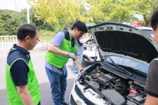 충남경찰청, 원산도 행정·안전 통합운영센터 방문 정보화 나눔 봉사... 충남경찰청, 원산도 행정·안전 통합운영센터 방문 정보화 나눔 봉사 펼쳐