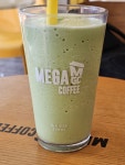 메가커피 지구메론스무디 맛있어보여요 - BATTLEPAGE
