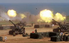 Tank or Cannon? No One Really Knows What the M110 Really Is. | The National Interest Tank or Cannon? No One Really Knows What the... 