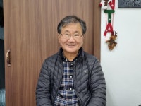 20년째 노숙인 돌보는 국숫집 대표··· “복지제도가 인정머리 없을 때가 있어요” | 한국일보 20년째 노숙인 돌보는 국수집 주소 없으면... 