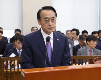 고무장갑 600장 선물받은 분홍복면 '마미손'의 정체? 분홍복면 ‘마미손’이 계획한 유쾌한 큰 그림에 환호한 팬들