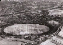 청계천엔 왕후의 무덤에서 해체한 다리가 있다 | 한국일보