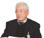 버티던 오광수 운영위원장 돌연 사퇴… 왜?-사회ㅣ한국일보