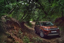 [시승기] 오프로드에서 더욱 높은 가치, 랜드로버 디스커버리 스포츠 P250 SE-경제ㅣ한국일보