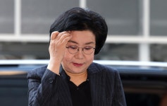 ‘김중배 다이아’에 흔들린 웰빙정당 | 한국일보