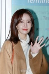 소녀시대 윤아, 예쁨! 예쁨! 예쁨! (공항패션) | 서울경제 소녀시대 윤아, 예쁨! 예쁨! 예쁨! (공항패션)