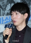 인사말하는 강상우 감독 (김군 언론시사회) | 서울경제 인사말하는 강상우 감독 (김군 언론시사회)