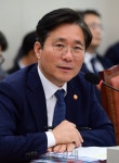 산업장관 “수출규제 명분 사라져... 日 원상회복해야” | 서울경제 산업장관 “수출규제 명분 사라져... 日 원상회복해야”