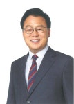 폼페이오 北불법 핵무기 개발 막기위해 외교경제압력 전념해야