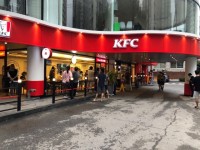 다시 붐비는 KFC…신메뉴·간편주문효과 톡톡 | 서울경제 다시 붐비는 KFC…신메뉴·간편주문효과 톡톡