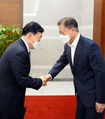 두 번 사표에 결국, 물러난 김오수 총장…‘수사권 완전 박탈’ 불명예 | 서울경제 두 번 사표에 결국, 물러난 김오수 총장…‘수사권 완전 박탈’...