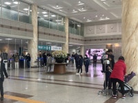 입원 일주일 이상은 안돼…의료대란 장기화에 두려움은 환자 몫 | 서울경제 입원 일주일 이상은 안돼…의료대란 장기화에 두려움은 환자 몫