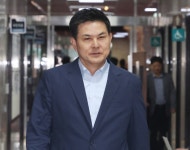 與김태호 국민 선택 받도록 어떤 노력 마다 않을 것…당권 도전 시사 | 서울경제 與김태호 국민 선택 받도록 어떤 노력 마다 않을 것…당권... 