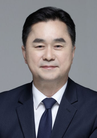 김종민 “첨단산업 특화단지 지정 투자, 수도권 쏠림 심각” | 서울경제 김종민 “첨단산업 특화단지 지정 투자, 수도권 쏠림 심각”