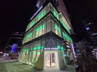 [르포] 피부 나이까지 알려주는 올리브영…센트럴 강남타운 가보니 | 서울경제 [르포] 피부 나이까지 알려주는 올리브영…센트럴 강남타운 가보니