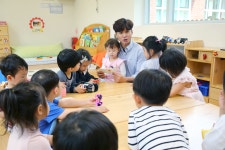 사내 어린이집 선생님을 만나다 ② 포항·광양 포스코어린이집 – 포스코그룹 뉴스룸 [가정의달 기획] 포스코 사내 어린이집 선생님을 만나다 ②... 