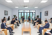 최영삼 대사, 하노이국가대 방문 및 레 꾸언(Le Quan) 총장 면담(4.10) 상세보기|대사관 주요활동 | 주베트남 대한민국 대사관 주베트남... 
