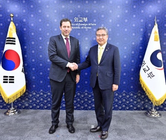 박진 외교장관, 독일 사민당 대표단 접견 상세보기|한.독관계주독일 대한민국 대사관