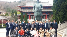 총영사, 전라북도 부지사 일행과 장보고 기념관 시찰 상세보기|총영사관 주요활동 | 주칭다오 대한민국 총영사관 주칭다오 대한민국 총영사관 