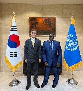 황준국 대사, 주유엔 감비아대사 면담(10.18) 상세보기|공관장 활동주유엔 대한민국 대표부