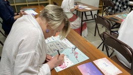 한글캘리그라피 체험 행사 – 한글캘리그라피 엽서와 벽걸이를 만들었어요! 상세보기|최신뉴스 | 주러시아 대한민국 대사관 주러시아 대한민국... 