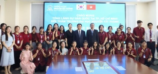 응우옌 떳 탄 대학교 방문 상세보기|공관 활동사항 | 주호치민 대한민국 총영사관 주호치민 대한민국 총영사관 