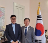 박수철 성일 하이텍 법인장 접견 (7.2) 상세보기|공관장 활동사항 | 주헝가리 대한민국 대사관 주헝가리 대한민국 대사관 