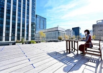 Teleworkers can work under blue skies up high in central Tokyo | The Asahi Shimbun: Breaking News, Japan News and Analysis... 
