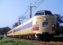 Last stop for JNR 381-series trains still running in Honshu in 2024 | The Asahi Shimbun: Breaking News, Japan News and Analysis