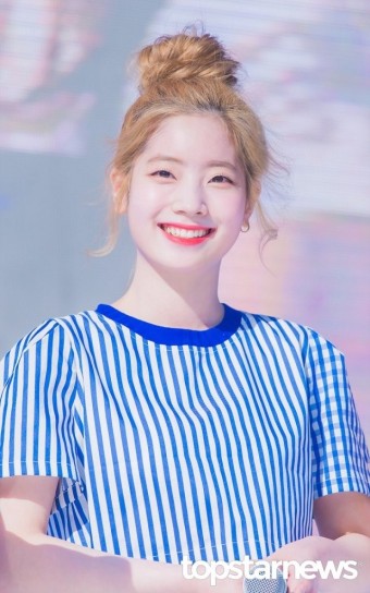 [hd포토] 트와이스(twice) 다현, ‘해맑은 순두부 미소’    #트와이스 #twice #시그널 #signal #다현.  - scoopnest.com