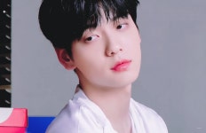더쿠 - FREEZE Jacket Shooting Sketch 수빈 짤 모음