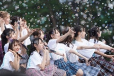 더쿠 - 낮공연 비누방울 사진도 개이쁘넹