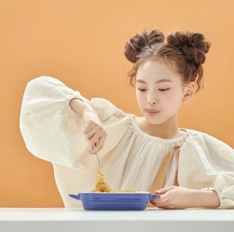 혜인이 데뷔전 사진 - 뉴진스 혜인 마이너 갤러리