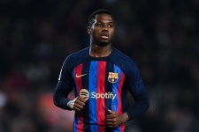 로마노) 라파 유스테: 안수 파티 잔류 100프로 확신 못한다 - FC 바르셀로나 마이너 갤러리