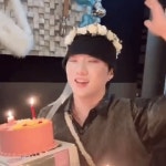 해피 벌쓰데이 투 마이 셀프 - 강승윤 갤러리 해피 벌쓰데이 투 마이 셀프  - 강승윤 갤러리